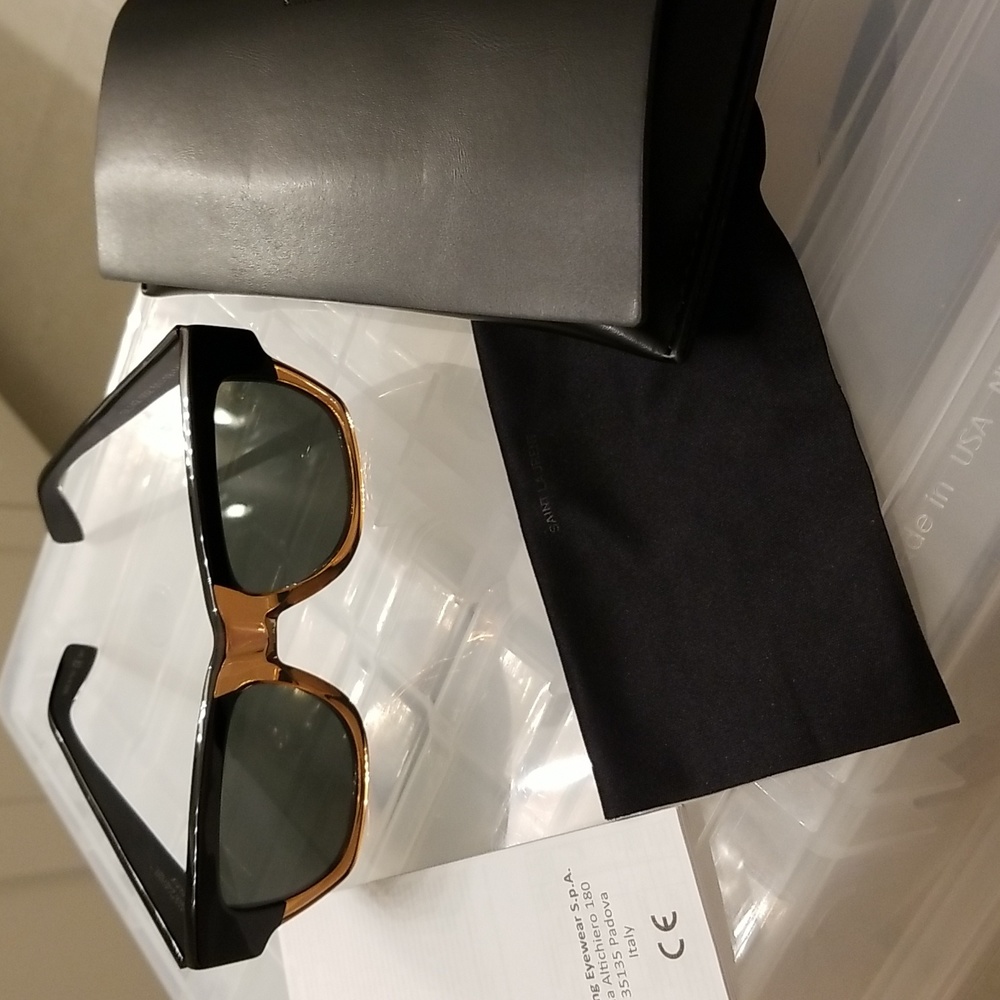 Sunglasses - Picture 5 of 6